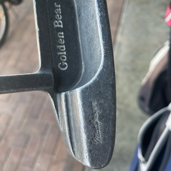 MacGregor vintage Golden Bear GBP3 putter in right handed . - Picture 3 of 7